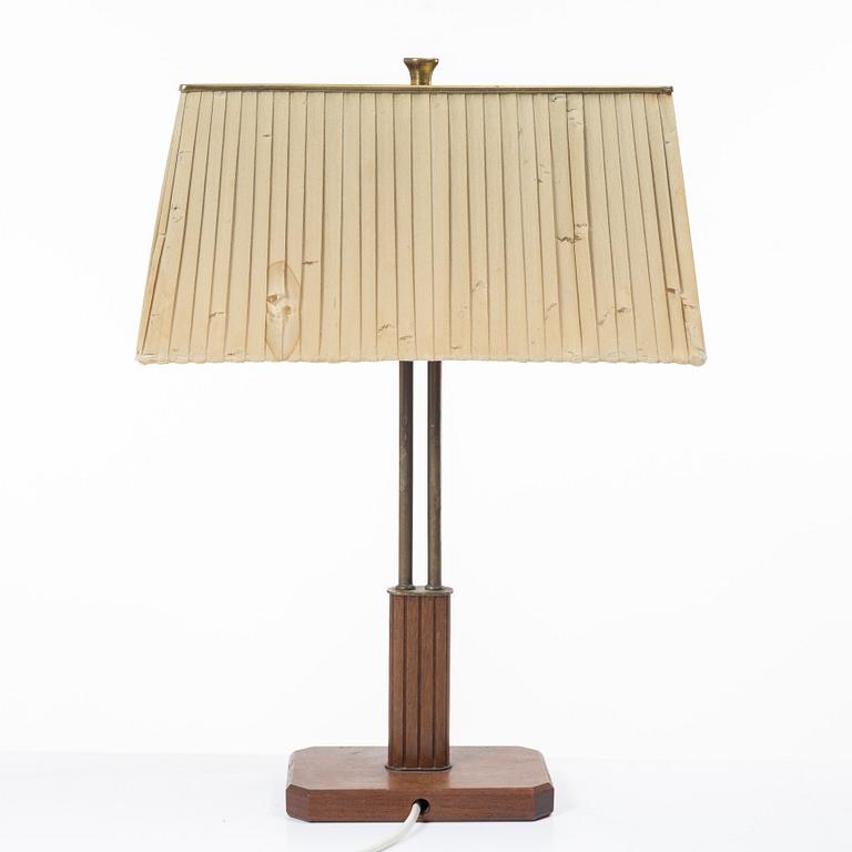 Harald Notini, a table lamp, model 15485, Arvid Böhlmarks Lampfabrik, Stockholm, 1940s/50s.