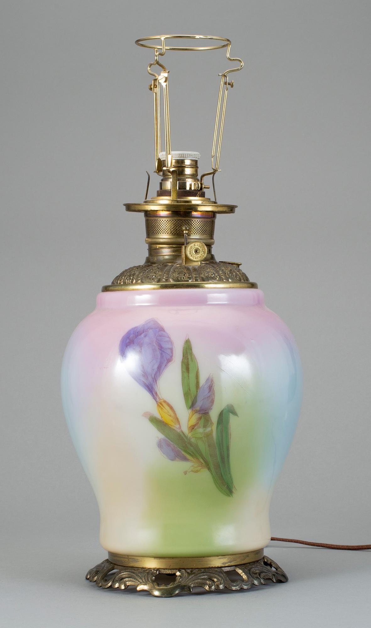 BORDSLAMPA, glas, omkring sekelskiftet 1900.