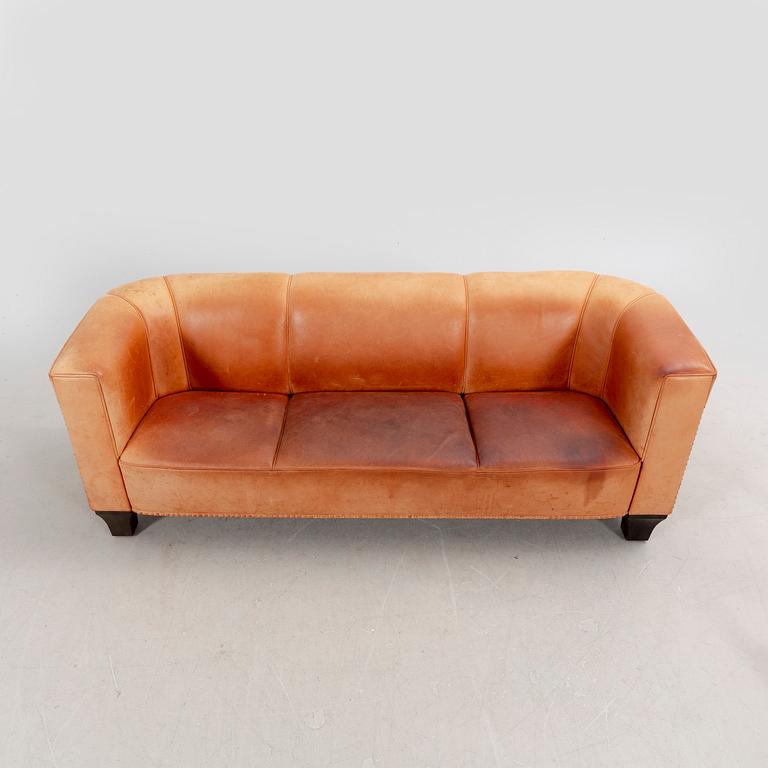 Josef Hoffmann, soffa och fåtölj  "Palais Stoclet" för Wittmann Österrike sent 1900-tal.