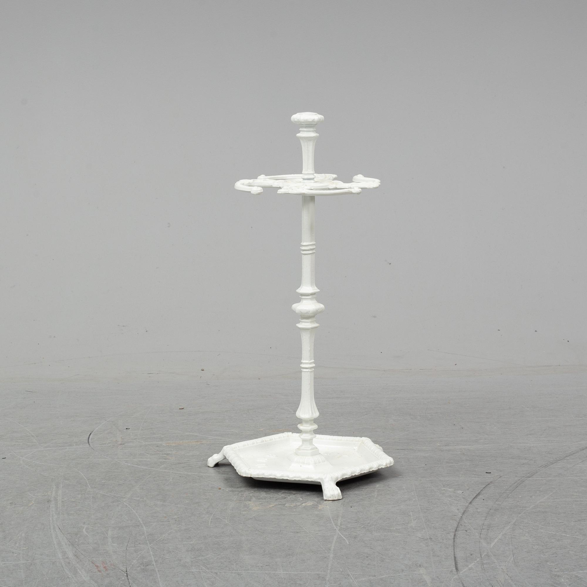 PARAPLYSTÄLL, Byarum.