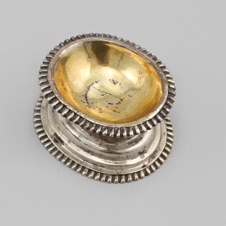 SALTKAR, silver, Sverige, 1760, vikt 77 gram.