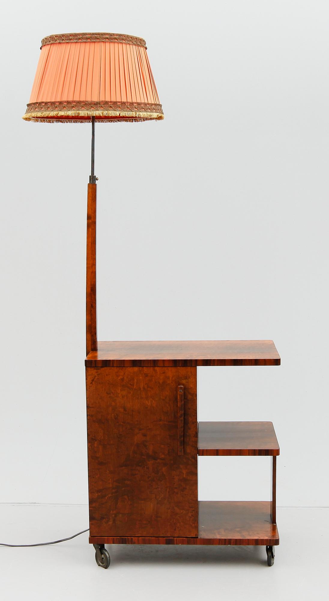GOLVLAMPA, 1930-tal.