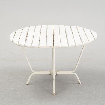 Trädsgårdsmöbler, stolar "P1", och bord 8/100, AB Trädgårdsmöbler Osby, 1960-tal.