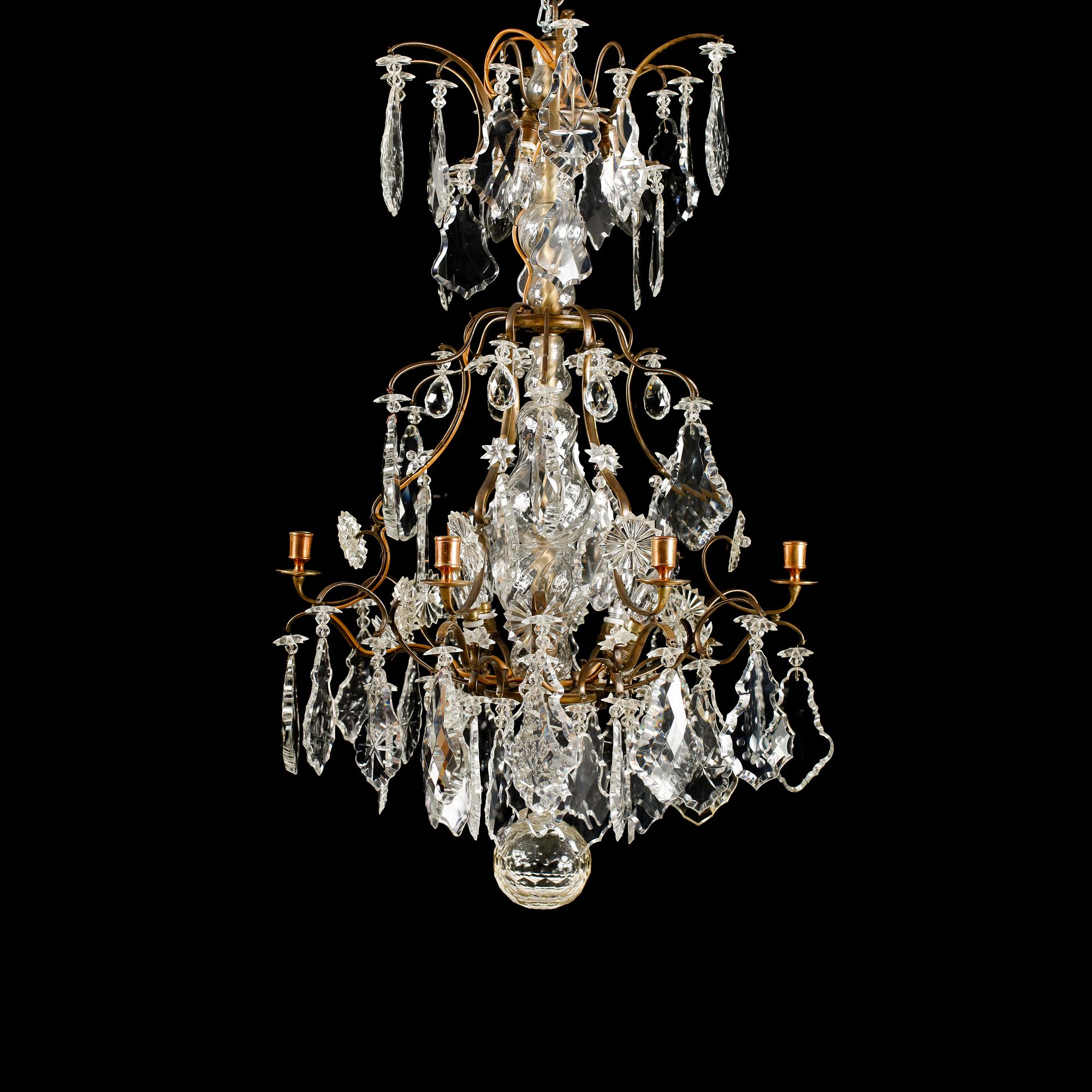 LJUSKRONA, barockstil, 1900-talets första hälft. Höjd ca 93 cm.