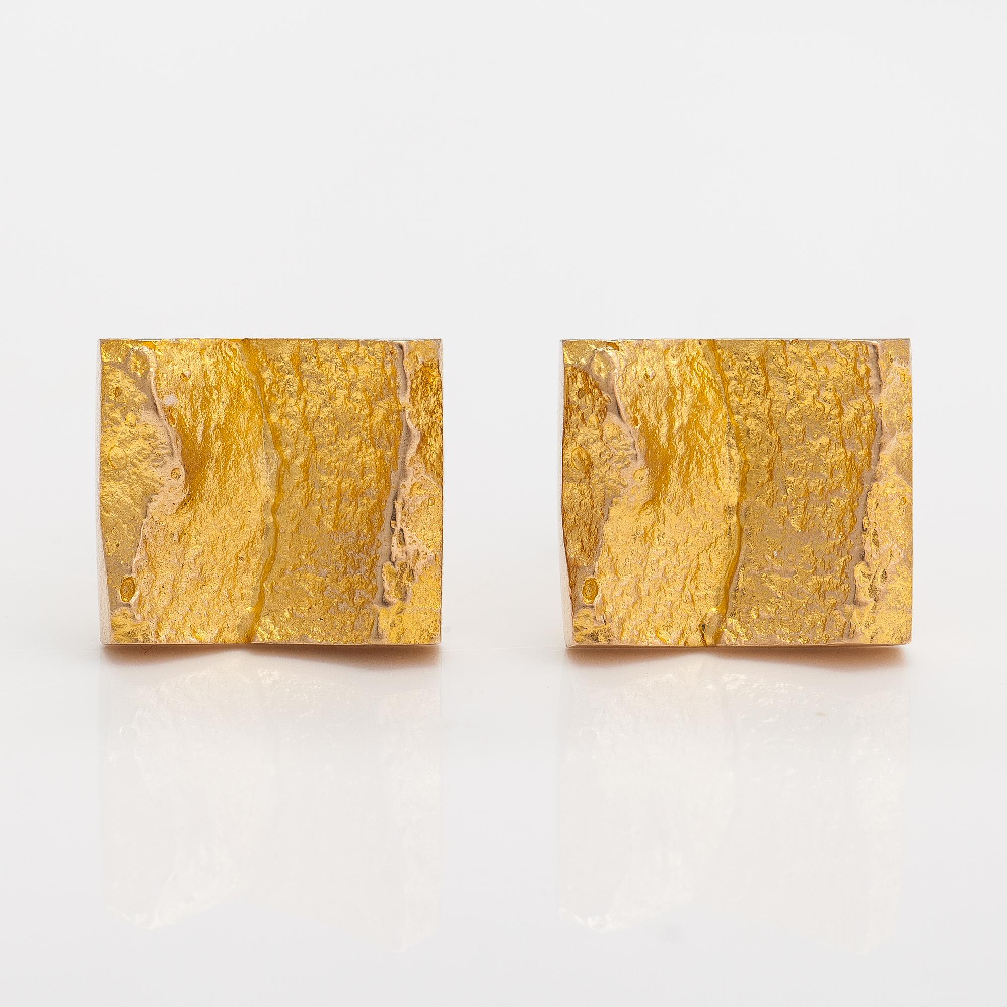 Björn Weckström, "Ravines", a pair of 14K gold cufflinks . Lapponia 1966.