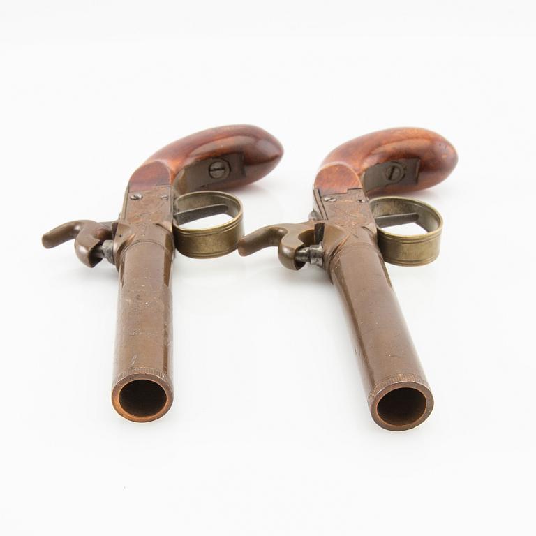 Percussion pistols, a pair, first half of the 19th century.