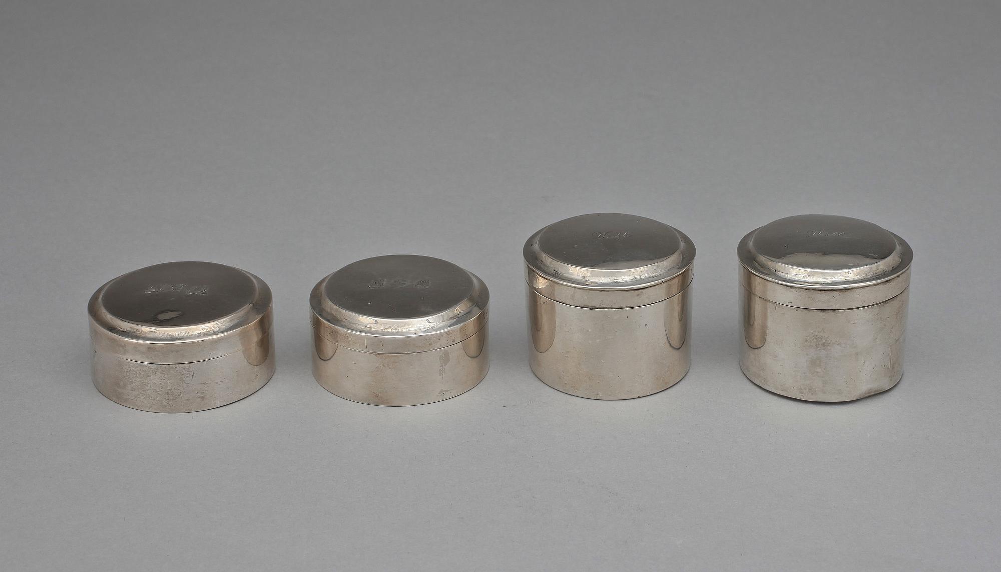 DOSOR, 4 st, silver, bla Johannes Lagerdahl, Eksjö (1797-1804), 1700/1800-tal. Vikt ca 288 g.
