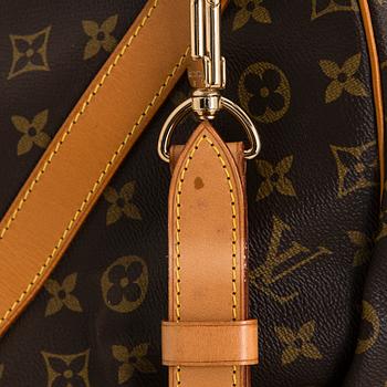 Louis Vuitton, a Monogram Canvas 'Keepall 55 Bandoulière' weekend bag.