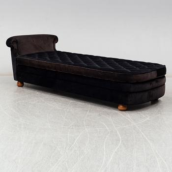 JOSEF FRANK, dagbädd, modell Couch 775, för Firma Svenskt Tenn 1900-talets andra hälft.