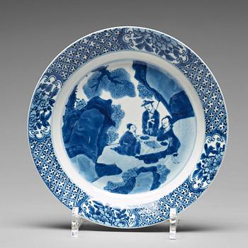 912. A group of six blue and white dishes, Qing dynasty, Kangxi (1662-1722).