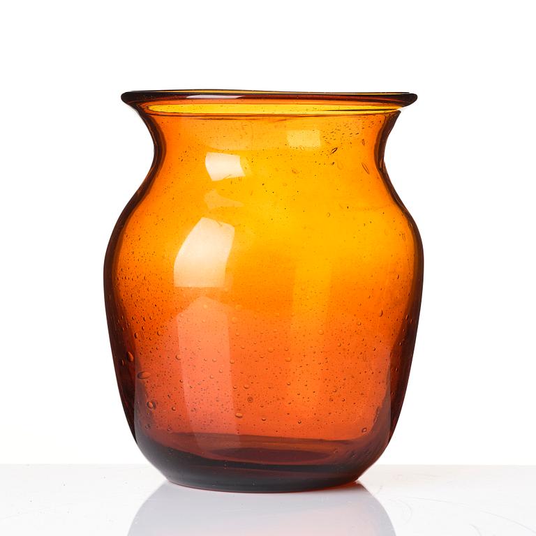 Erik Höglund, a large glass vase, Boda.