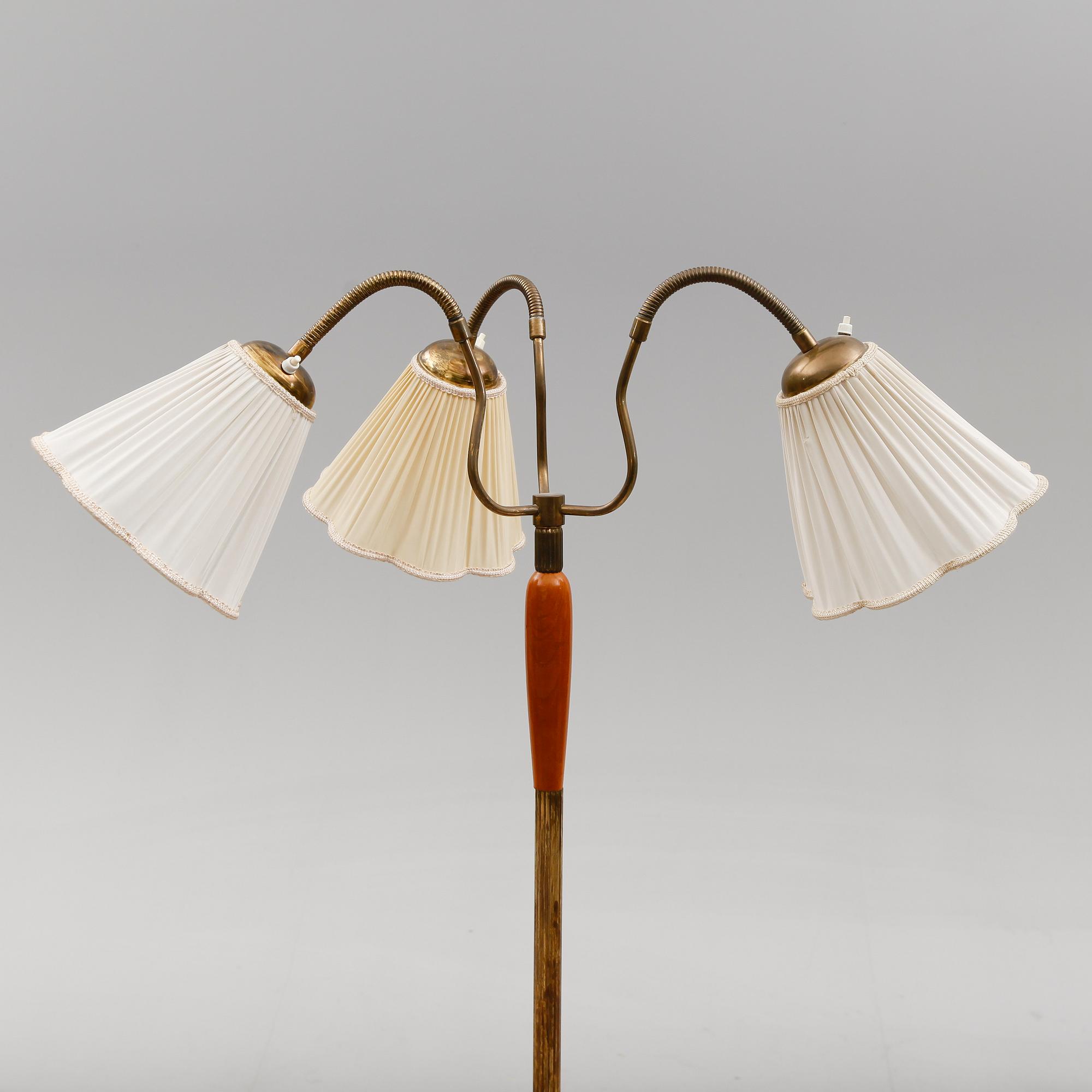 GOLVLAMPA, 1900-talets mitt.