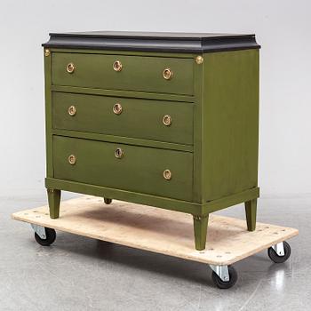 A late 19th century chest of three drawers.