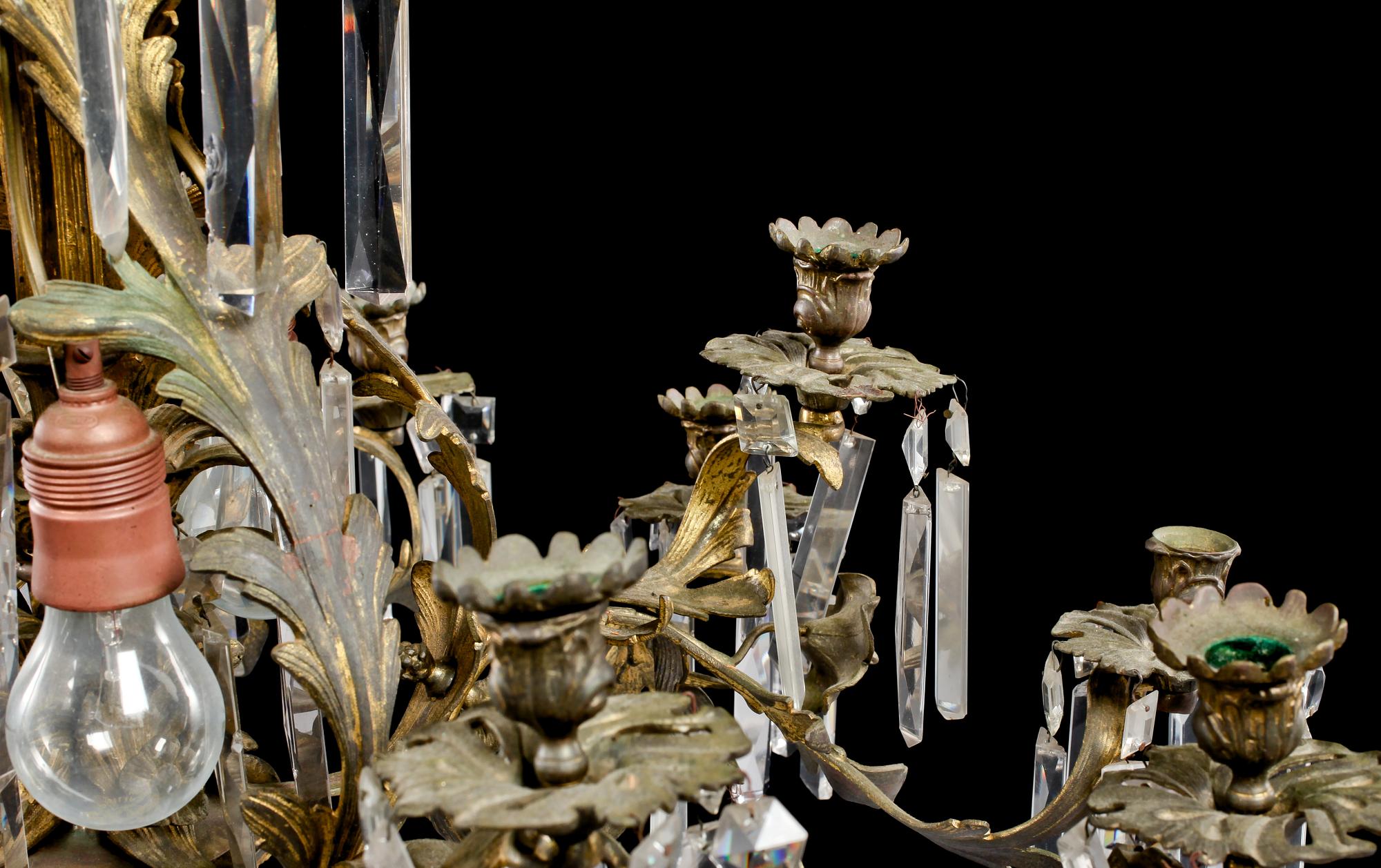 LJUSKRONA, sent 1800-tal. Höjd ca 105 cm.