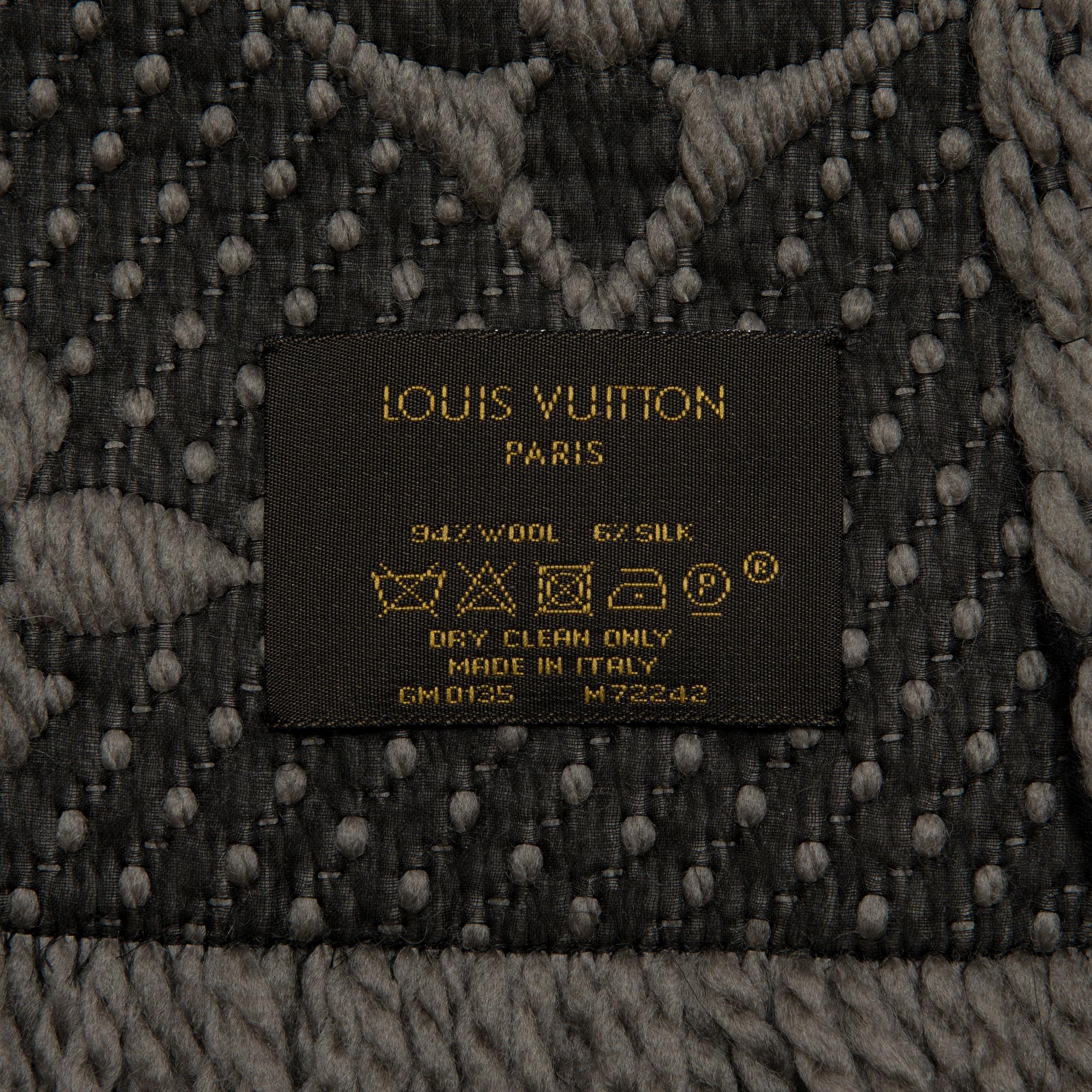 Louis Vuitton,"Logomania", scarf.
