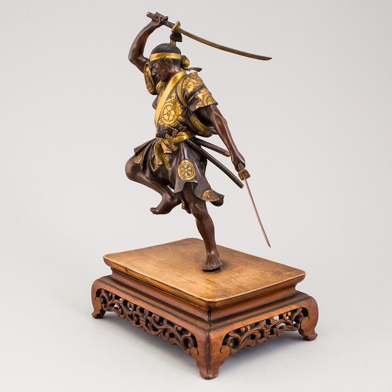 A Japanese bronze sculpture, Meiji period (1868-1912).