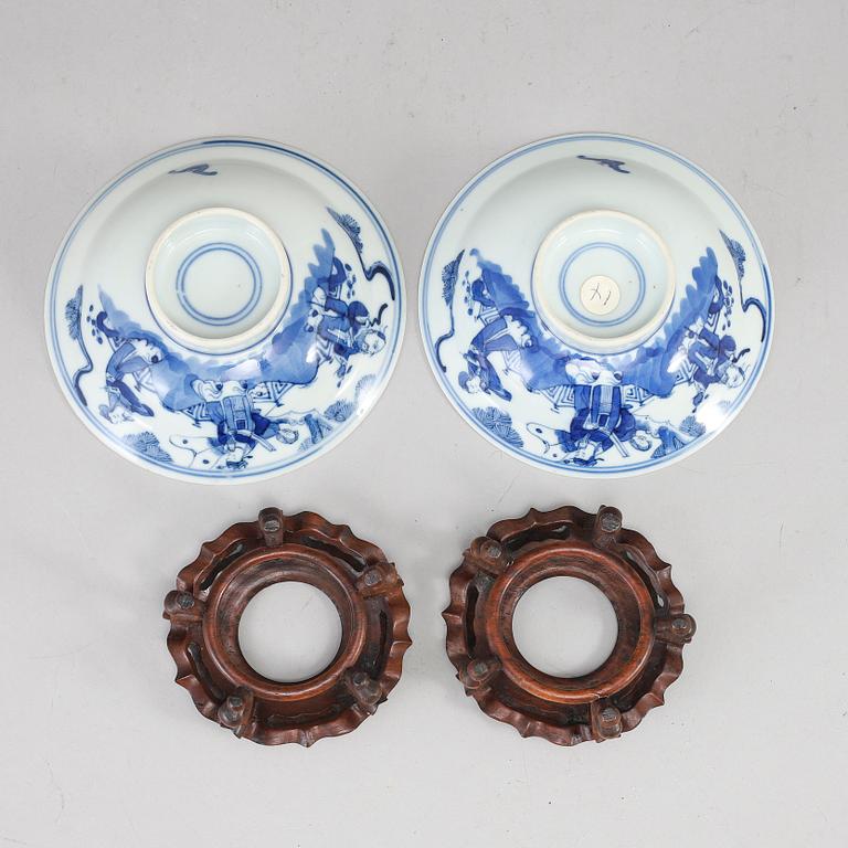 A pair of blue and white bowls, Qingdynasty, circa 1900.