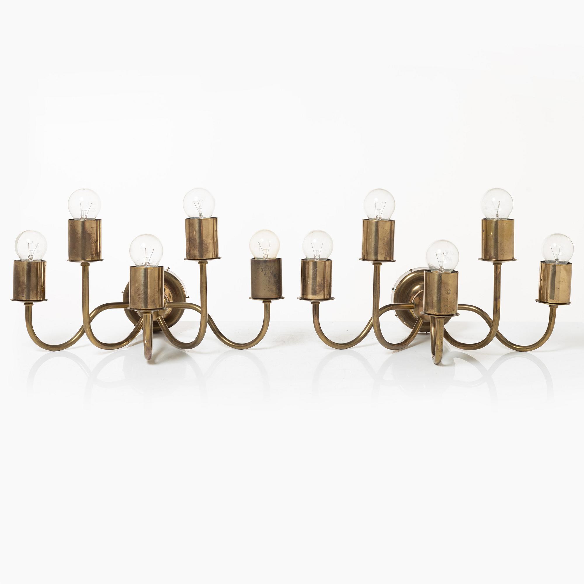 Josef Frank, Vägglampor, ett par, modell B2572 för Firma Svenskt Tenn.