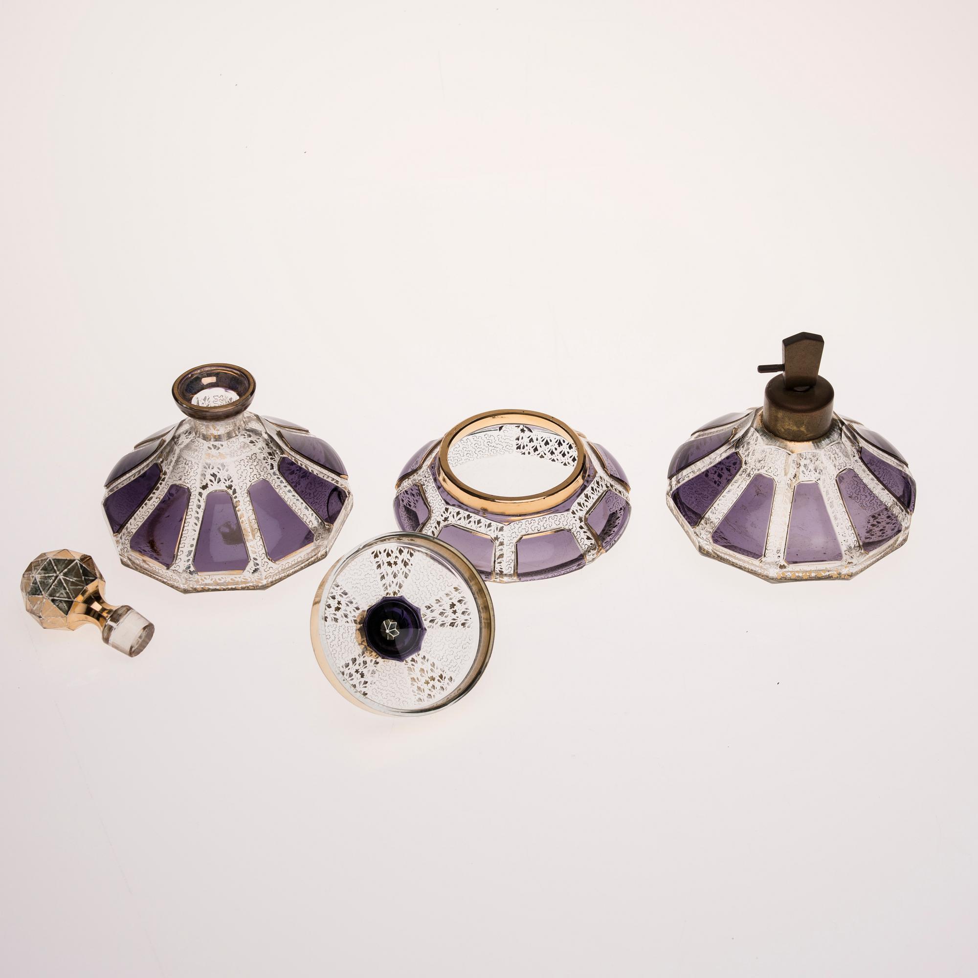 PARFYYMISETTI, lasia, 3 osaa, 1900-luvun alku.