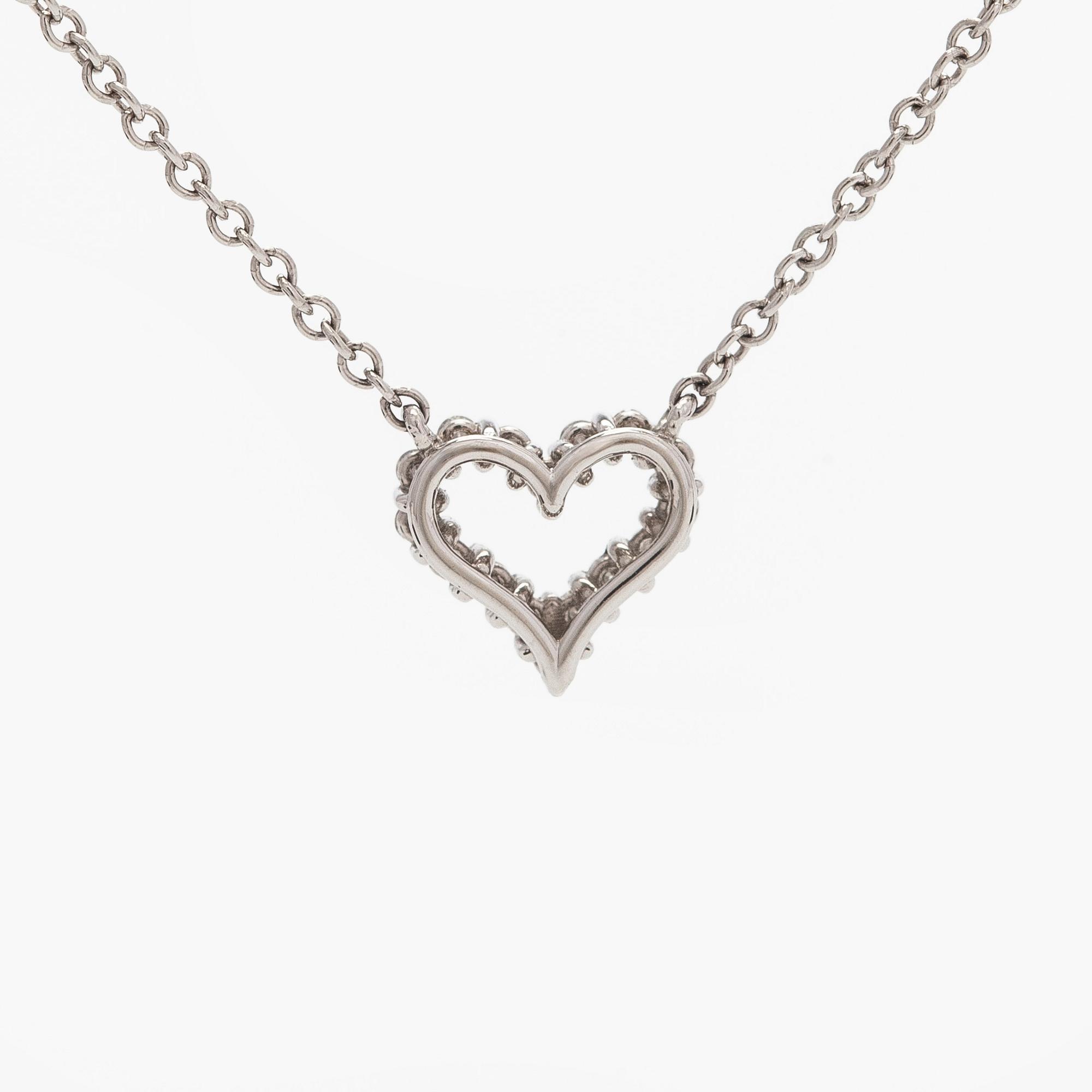 Tiffany & Co, kaulakoru, "Tiffany Hearts", platinaa ja timantteja.