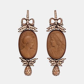 462. A pair of Hemmerle 19th century lava cameo earrings with classical portraits.