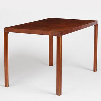 Bruno Mathsson, a rare and early table, Firma Karl Mathsson, Värnamo 1933.