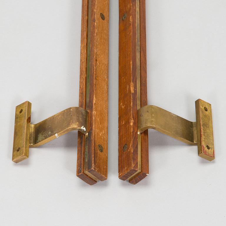 Aarne Olavi (Olli) Kuusi, dörrhandtag, tre par, modell 205, tillverkare Primo Oy, 1900-talets senare hälft.