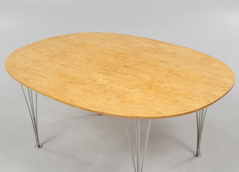 A dining table by Bruno Mathsson and Piet Hein, model "Superellips" for Mathsson Internation, late 20th century.