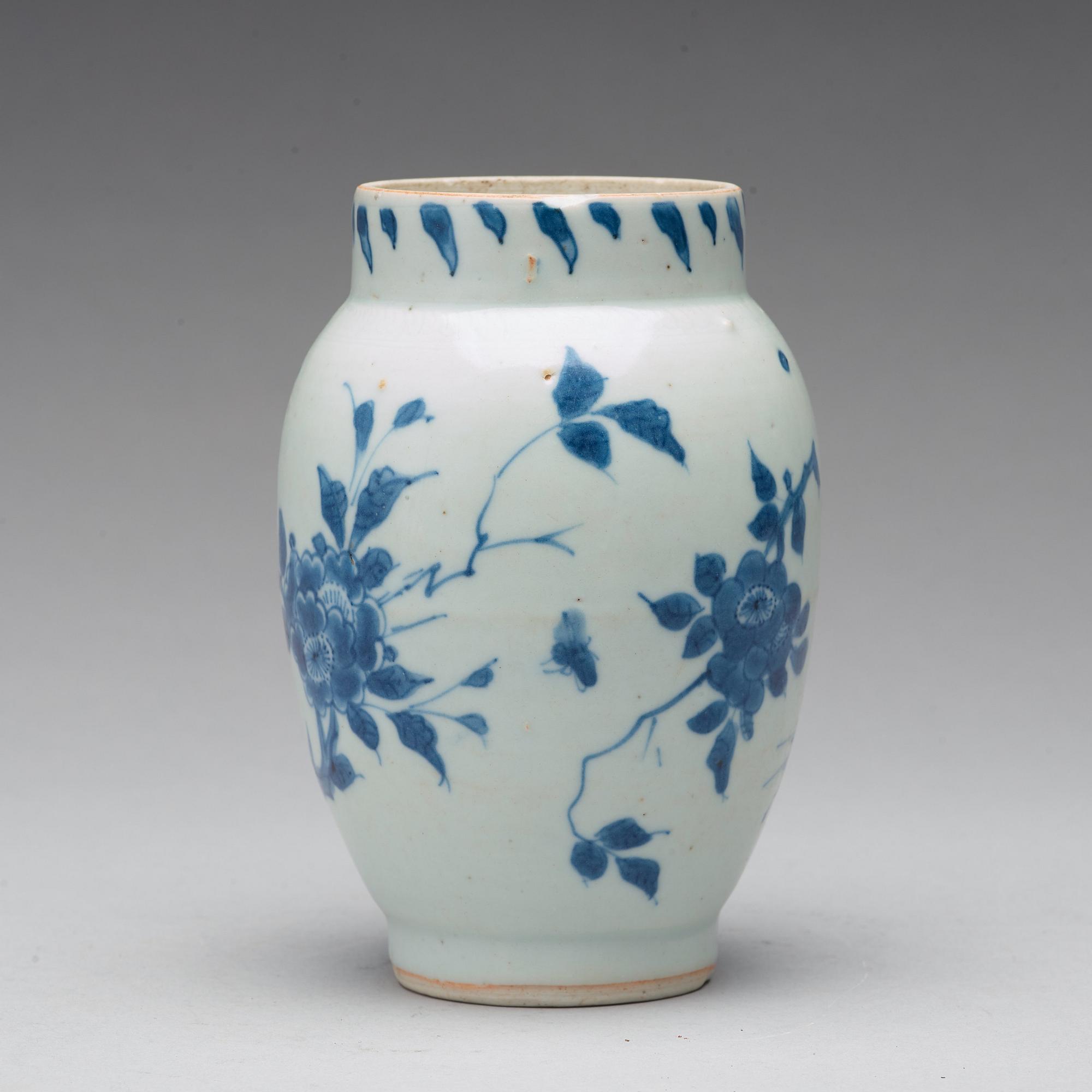 VAS, porslin. Transition, 1600-tal.