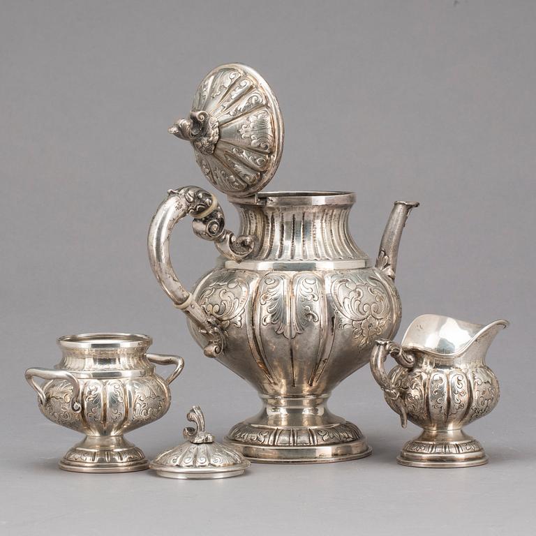 KAFFESERVIS, 3 delar, silver importstämplar, vikt ca 920 g.