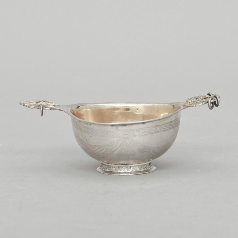 KÅSA, silver. Av Olof Löfvander, Luleå (1795-1822). Vikt 58 g.