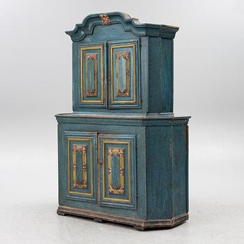 A painted late Baroque cabinet, 18th century.
