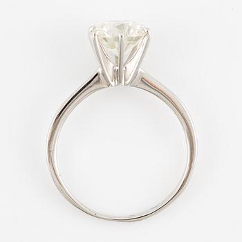 Ring 14K guld med en rund briljantslipad diamant.