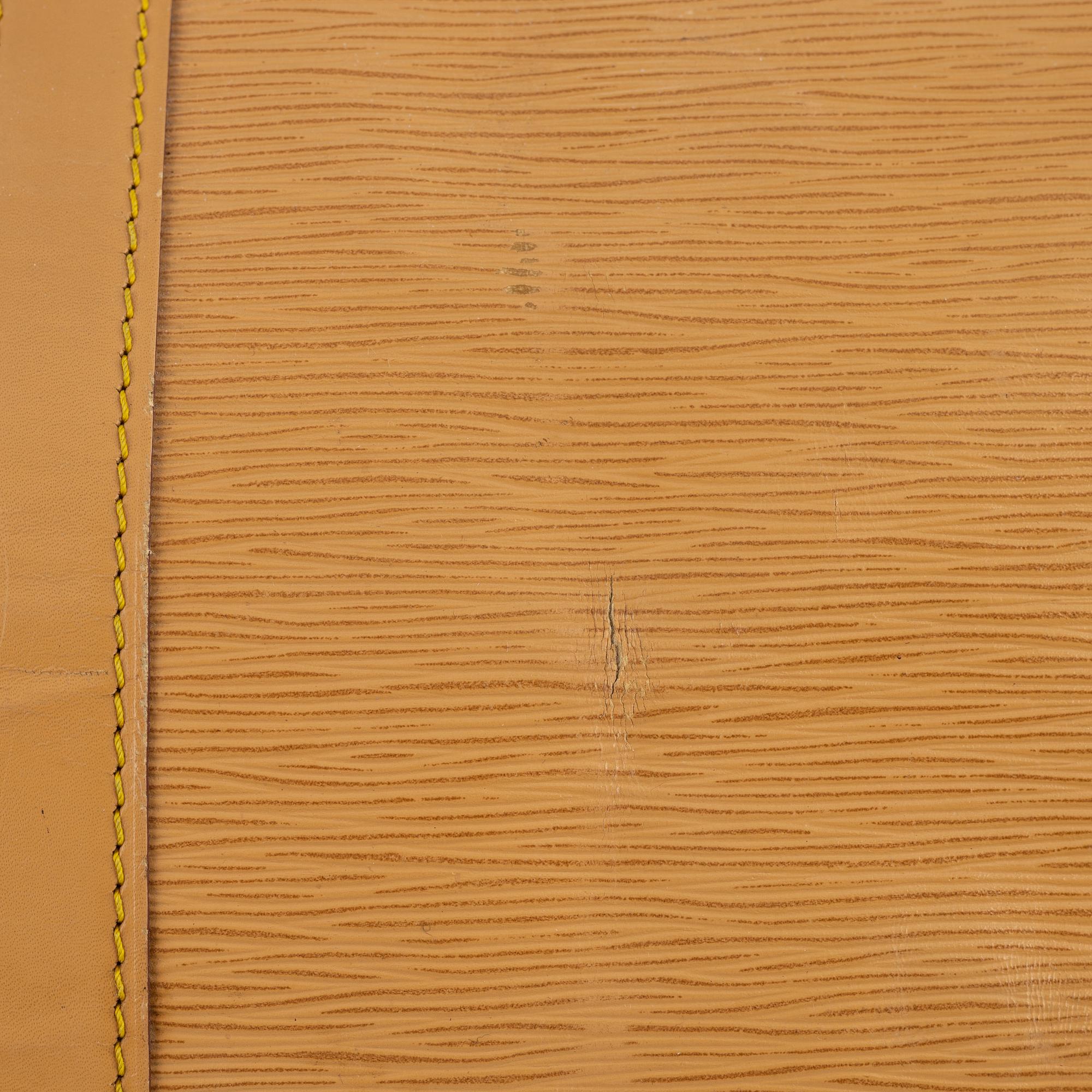 Louis Vuitton, weekendbag "Keepall Epi 50", 1988.