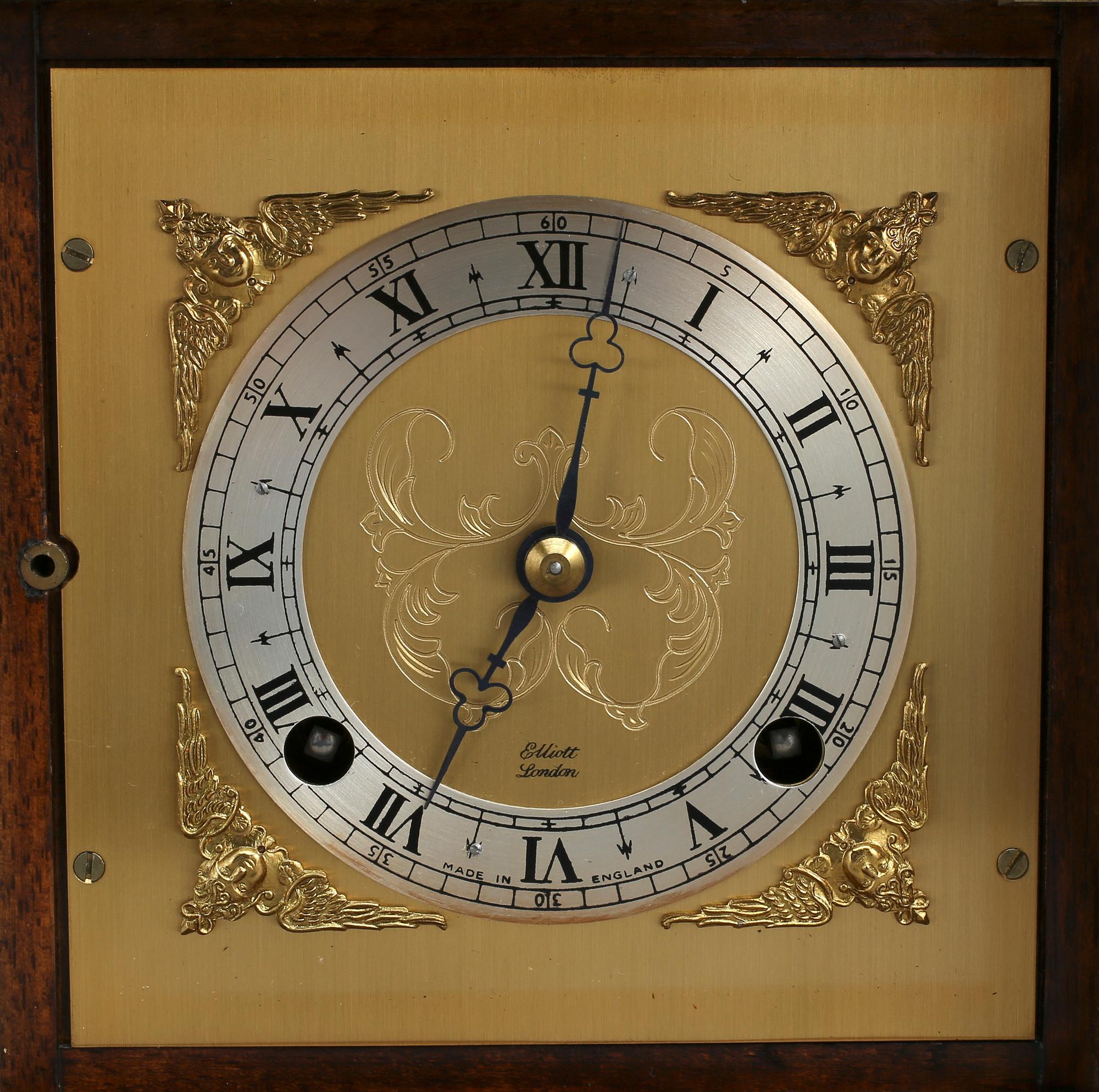 BORDSUR, Elliott, England, 1900-tal.