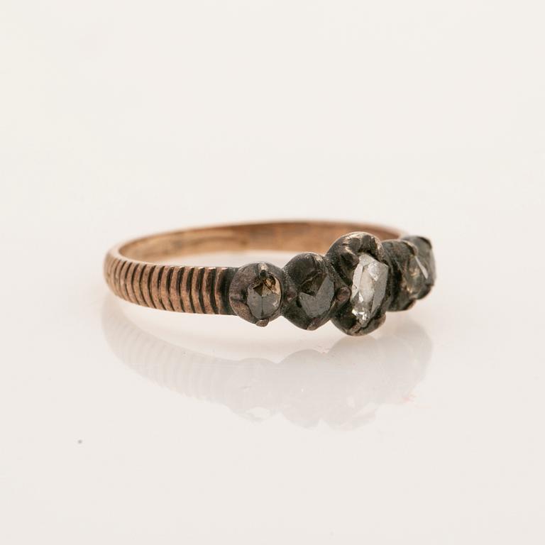 Ring, rose-cut diamonds.