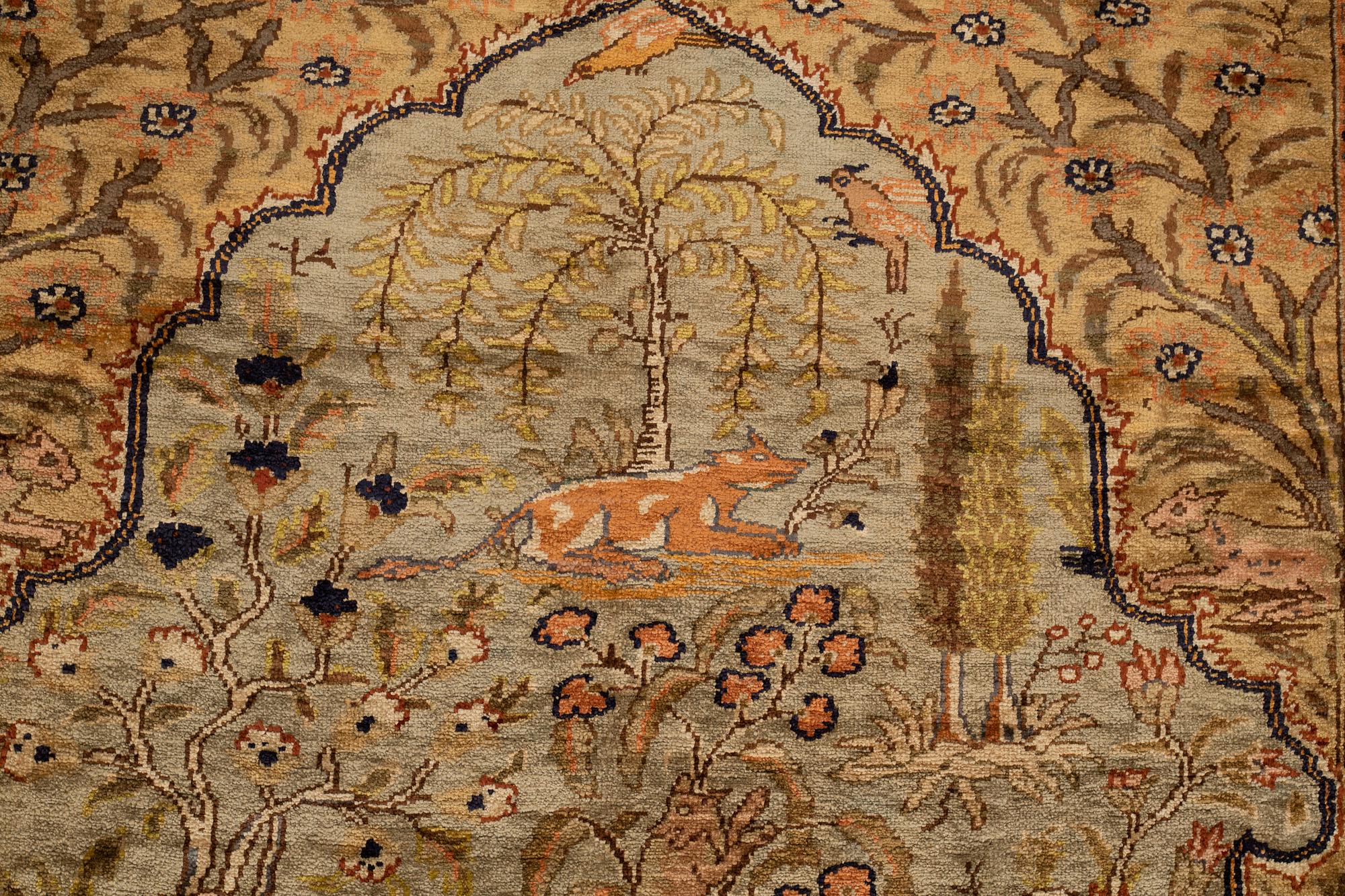 MATTO, a semi-antique Kayseri, ca 175 x 123 cm (as well as 2 cm flat weave at the ends).