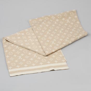 HALSDUK, Louis Vuitton.