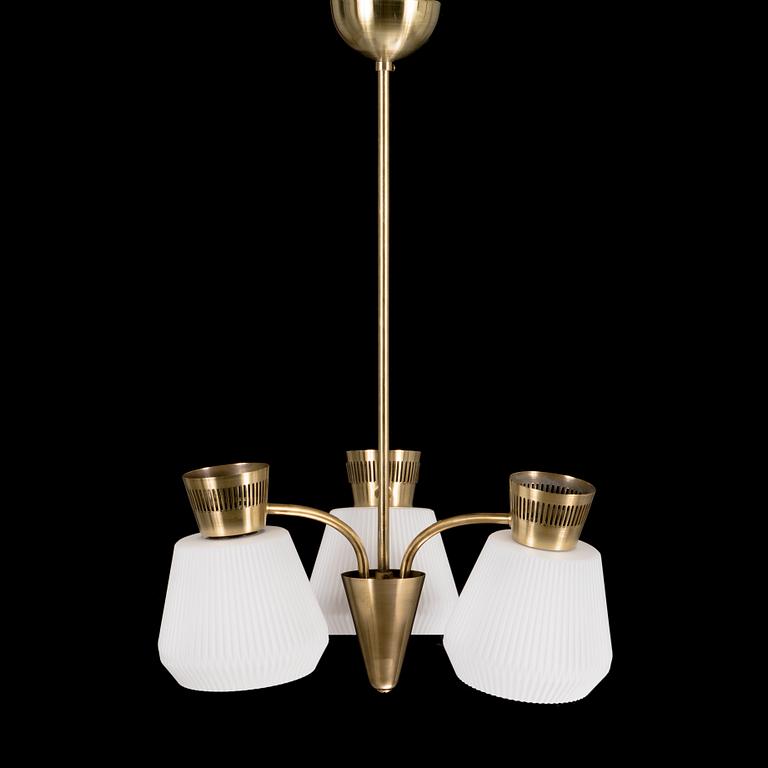 A 1960's chandelier for Itsu.