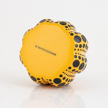 Yayoi Kusama, efter, "Pumpkin", Benesse Holdings Inc., Japan.