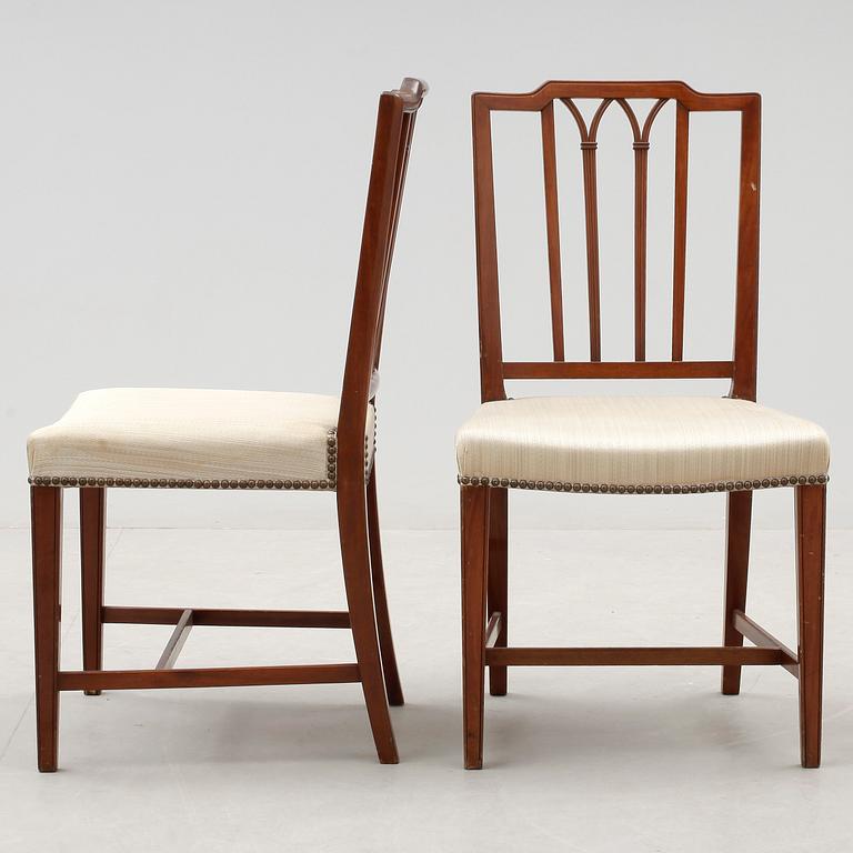 MATSALSGRUPP, 13 delar. Engelsk stil. 1900-tal.