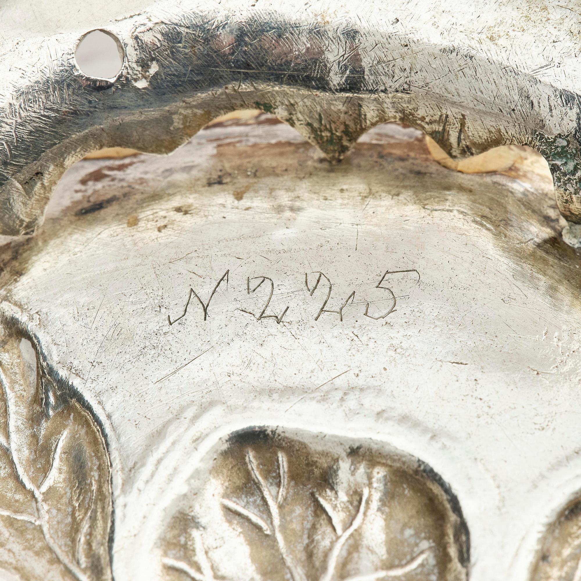 A Prussian 18th century parcel-gilt silver monteith bowl, mark of Gottfried Nöffel (Neffel), Königsberg, Prussia 1771.