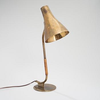 PAAVO TYNELL, TABLE LAMP, 9212. Manufactured by Taito. 1940s.