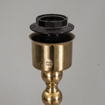 GOLVLAMPA, mässing, 1900-talets senare del.
