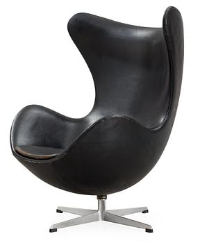 An Arne Jacobsen black leather 'Egg Chair', Fritz Hansen, Denmark 1964.