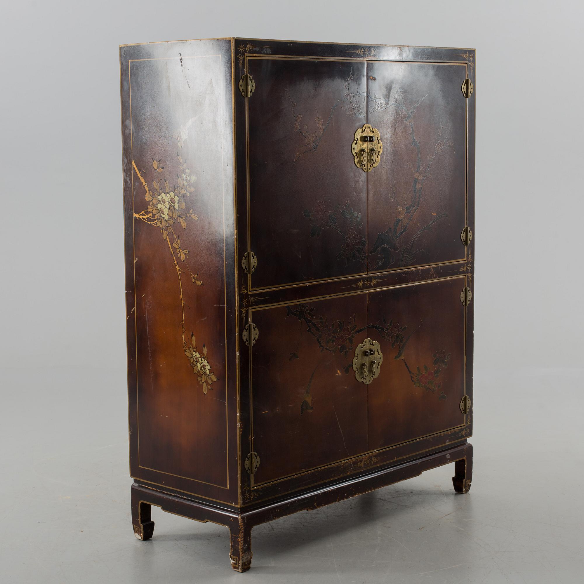 KINASKÅP, 1900-talets andra hälft.