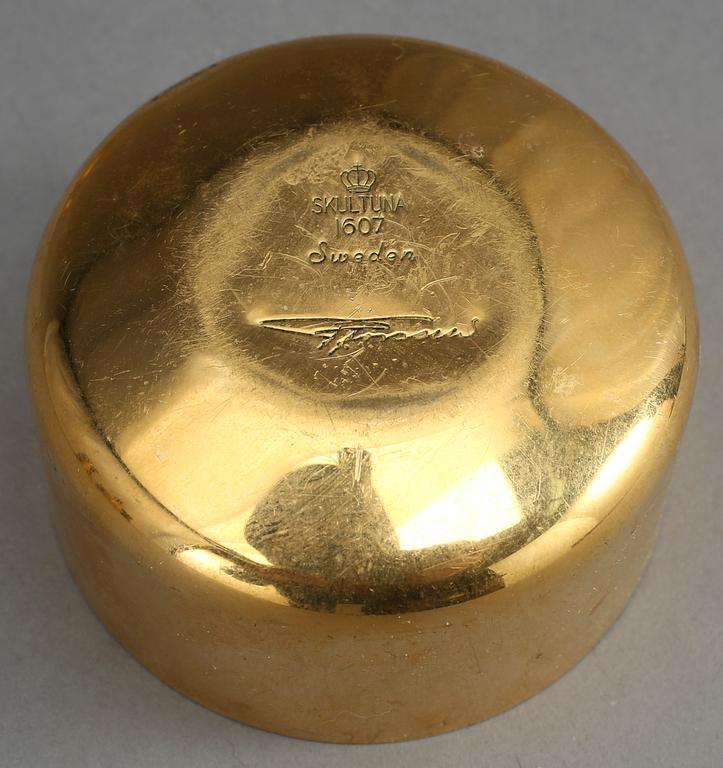 MÄSSINGSFÖREMÅL, 4 delar, Skultuna Mässingsbruk, bla Pierre Forsell, 1900-tal.