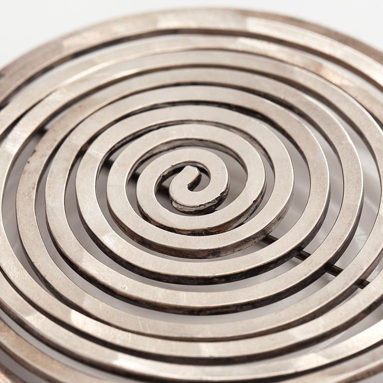 Alexander Calder, brosch, 1940-tal.