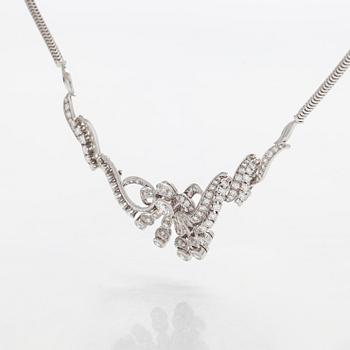 Collier, Bucherer, 18K vitguld med briljanstlipade och åttkantsslipade diamanter.