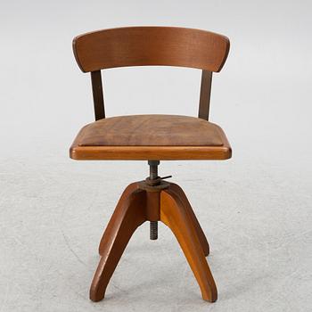 Skrivbordsstol, Åtvidaberg, 1900-talets mitt.